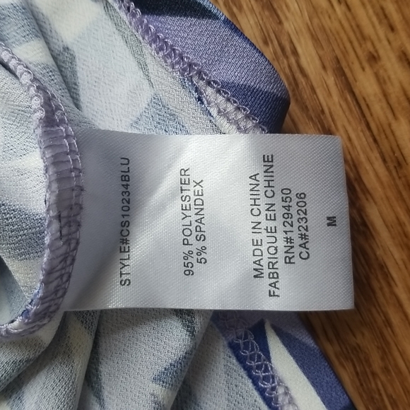 (M) Como Blu Geometric Print Scoop Cowl Neck Colorful Top - Picture 6 of 8